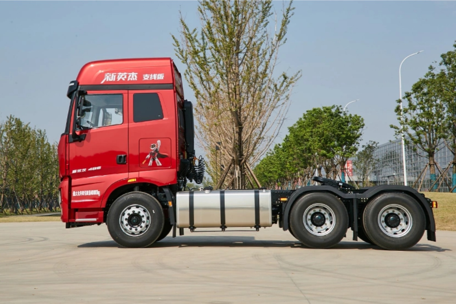 三一 新(xīn)英傑485支線(xiàn)版 牽引車(chē)