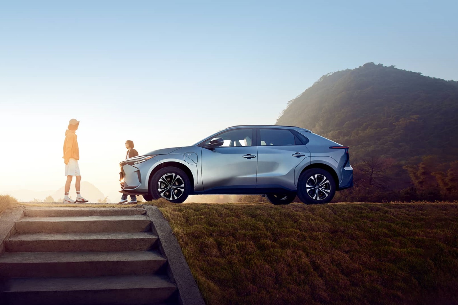 2025款豐田鉑智4X 615 AIR版